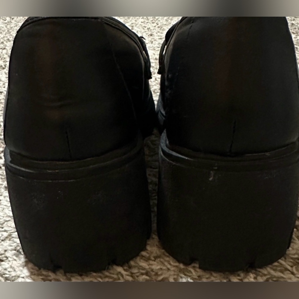 Madden NYC Loafers Sz 11 Chunky Black Platform Chain Y2K Gothic
Academia Classic - Picture 5 of 8